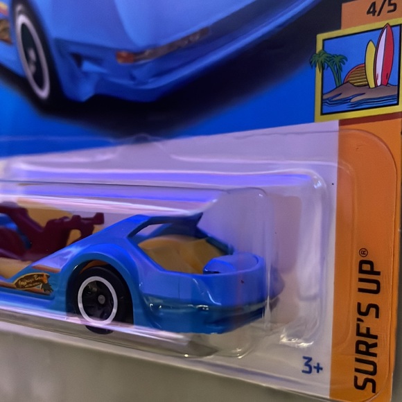 Deora 3 - Picture 3 of 10